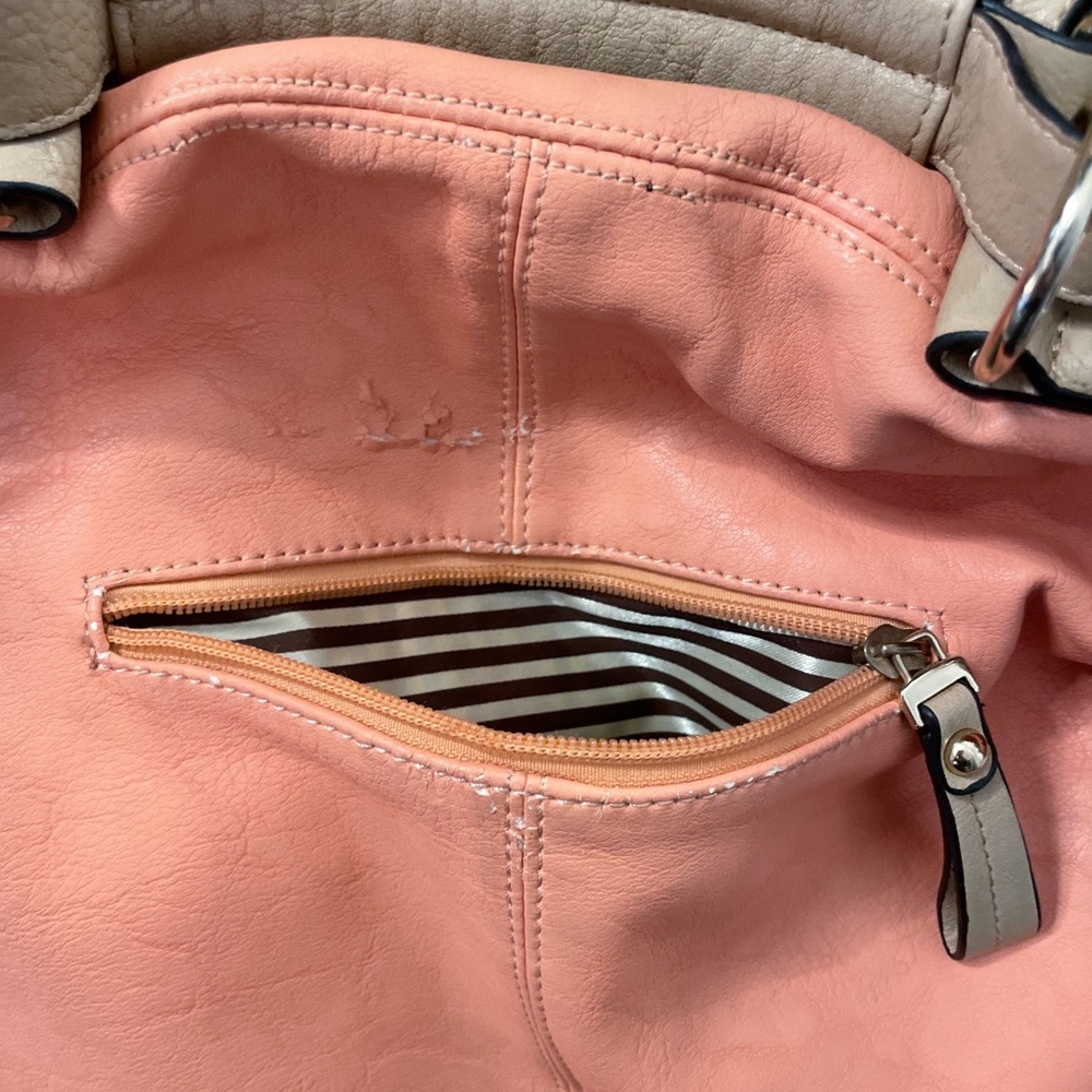 Vegan Leather | Slouchy Colorblock Tote Bag with Top Handle & Crossbody Strap - Picture 4 of 9